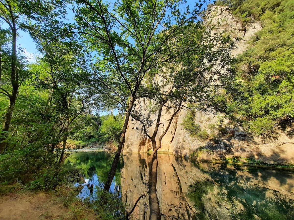 Une Chambre En Provence Correns Esterno foto