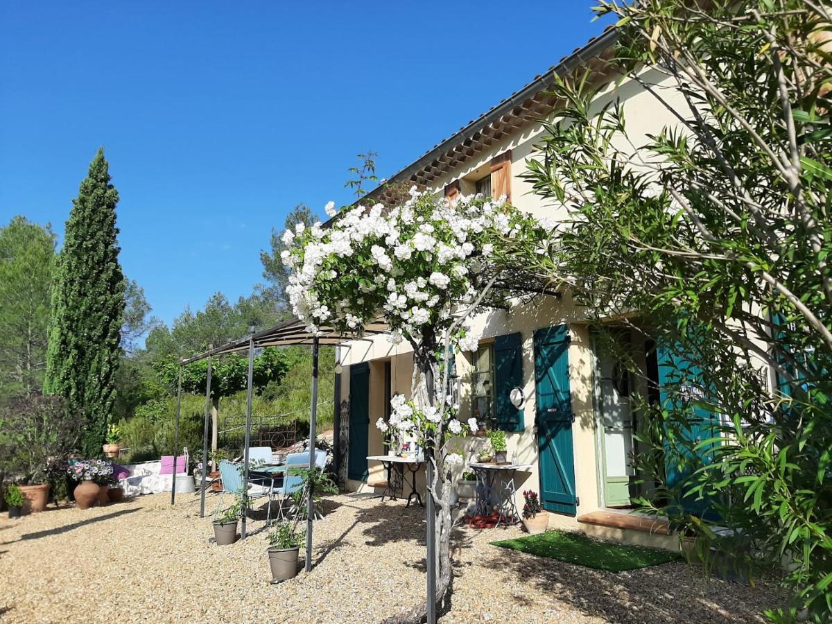 Une Chambre En Provence Correns Esterno foto