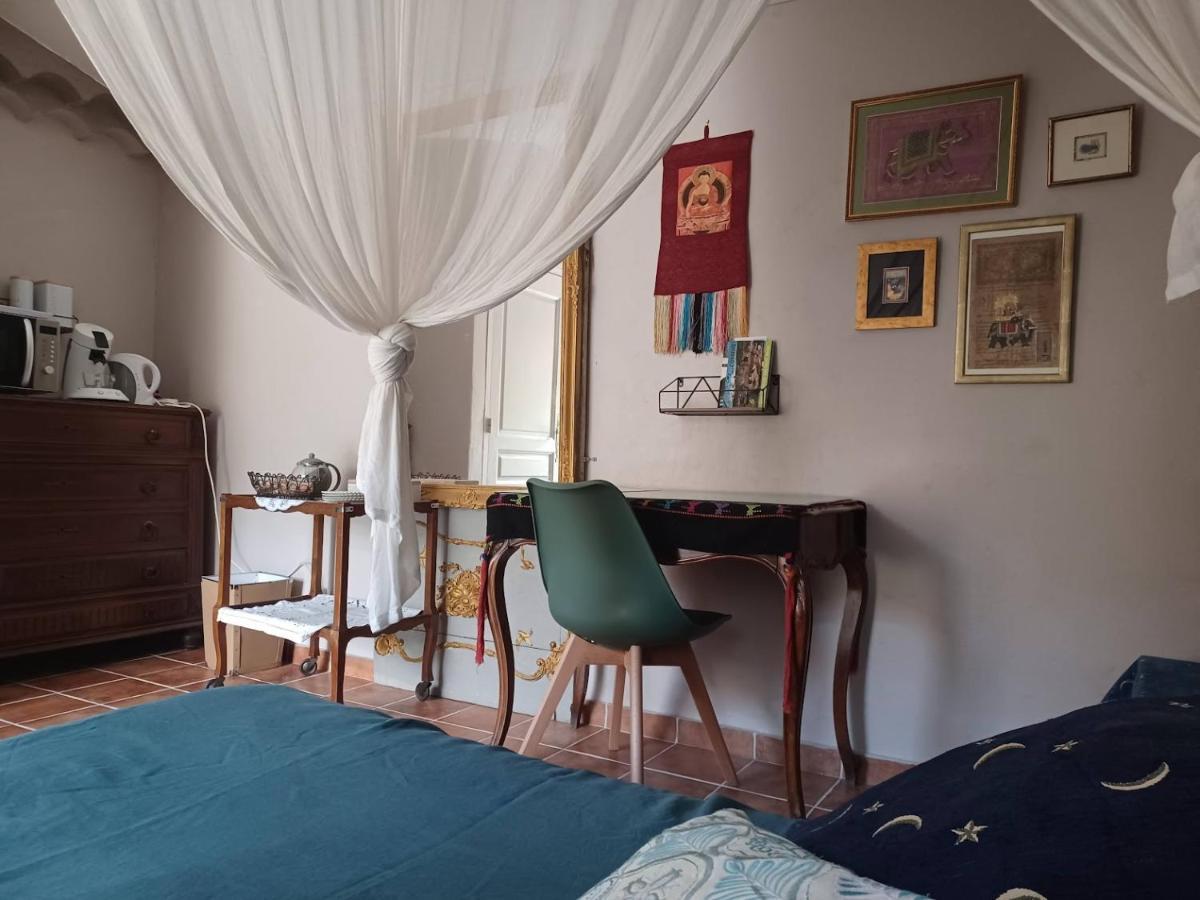 Une Chambre En Provence Correns Esterno foto