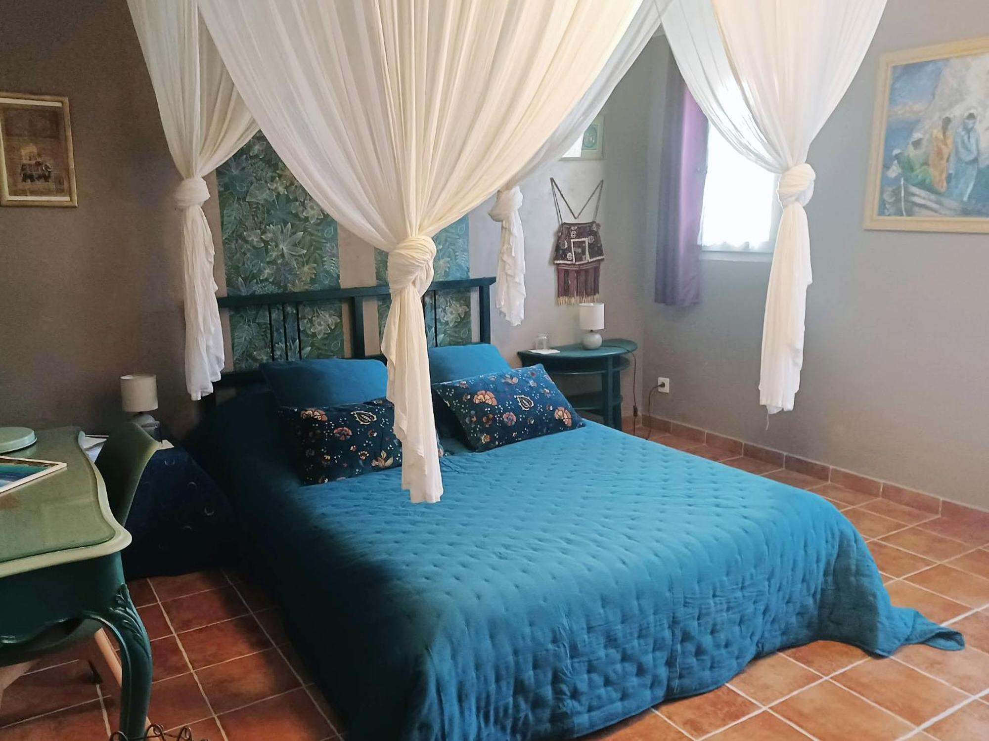 Une Chambre En Provence Correns Esterno foto
